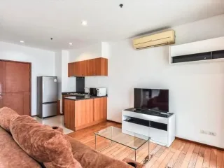 For rent studio condo in Khlong San, Bangkok