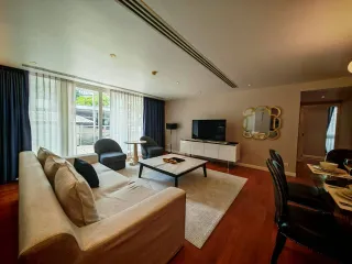 For rent 3 bedrooms condo in Watthana, Bangkok