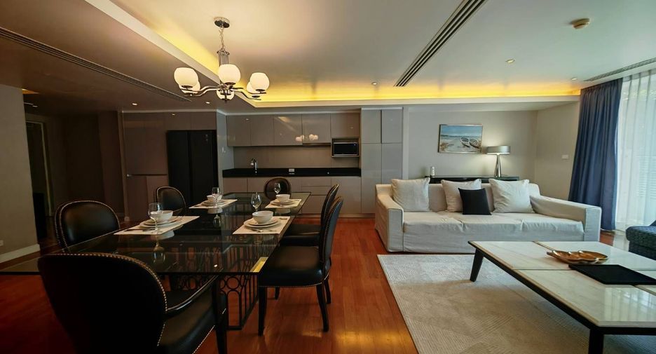 For rent 3 bedrooms condo in Watthana, Bangkok
