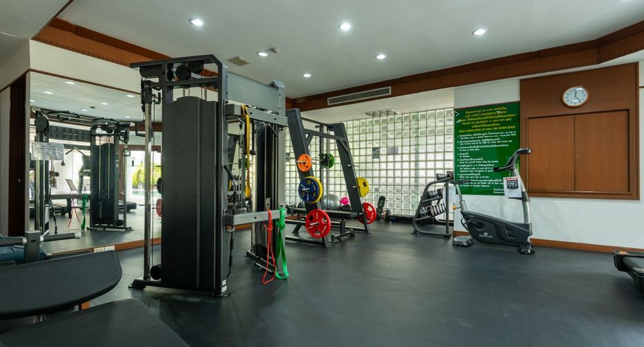 For rent 2 bedrooms condo in Khlong Toei, Bangkok