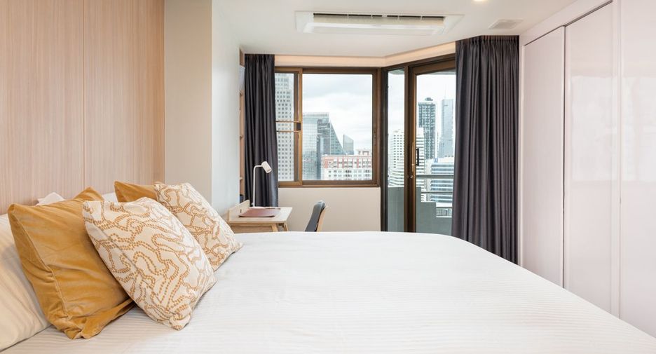 For rent 2 bedrooms condo in Khlong Toei, Bangkok