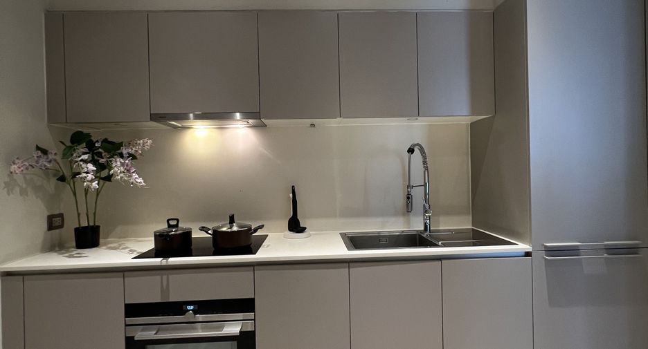 For sale and for rent 2 bedrooms condo in Khlong San, Bangkok
