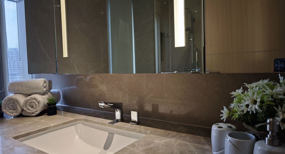 For sale and for rent 2 bedrooms condo in Khlong San, Bangkok