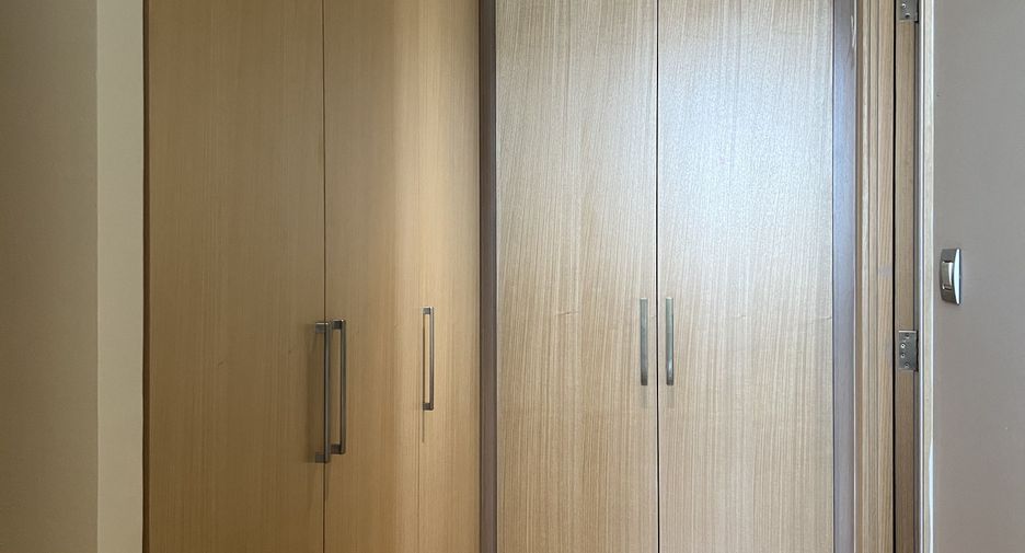 For sale and for rent 2 bedrooms condo in Khlong San, Bangkok