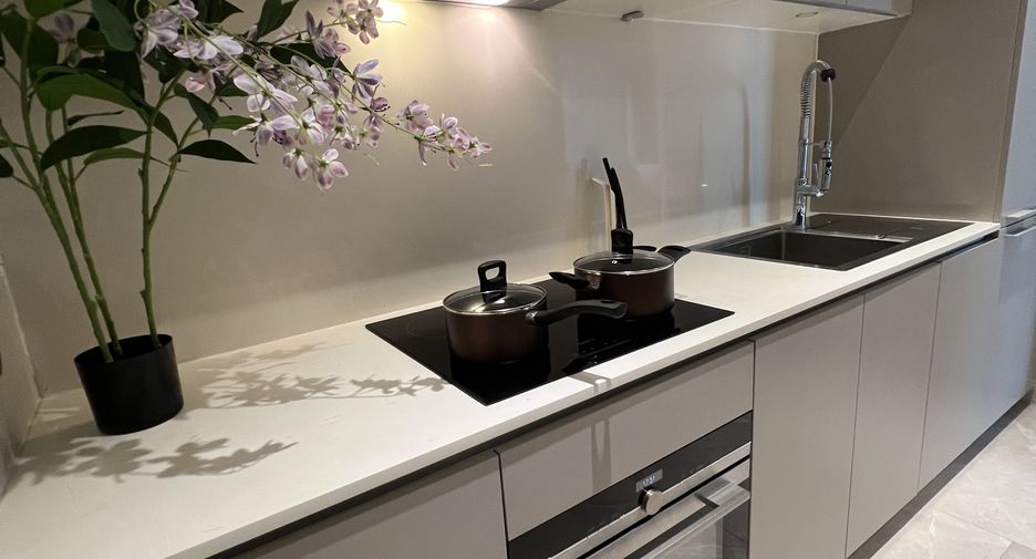 For sale and for rent 2 bedrooms condo in Khlong San, Bangkok