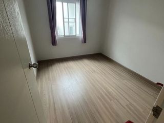 For sale 6 ベッドルーム townhouse in Saphan Sung, Bangkok