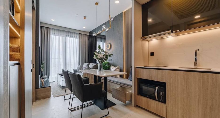 For rent 1 bed condo in Pathum Wan, Bangkok