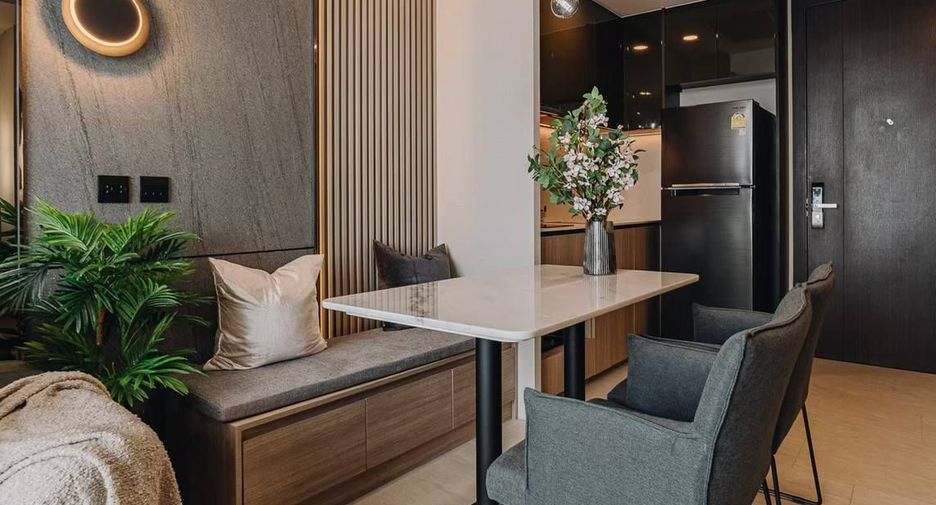For rent 1 bed condo in Pathum Wan, Bangkok