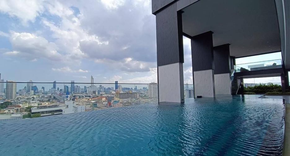 For rent 1 bed condo in Pathum Wan, Bangkok