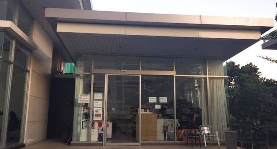 For rent 2 bedrooms condo in Chatuchak, Bangkok