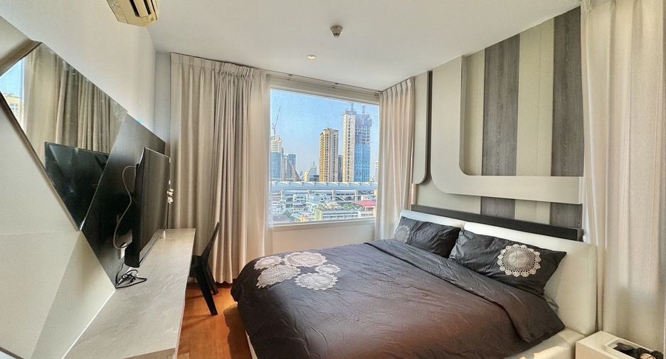 For rent 2 bedrooms condo in Ratchathewi, Bangkok
