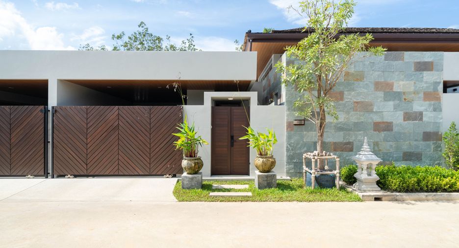 For sale 3 bedrooms villa in Thalang, Phuket