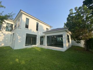 For sale 5 bedrooms house in Thawi Watthana, Bangkok