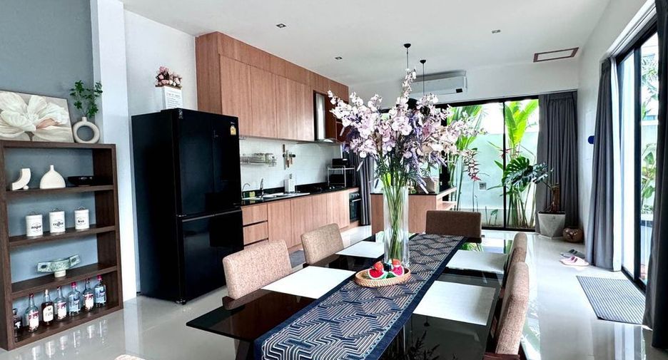 Villa en alquiler de 3 habitaciones en Mueang Phuket, Phuket