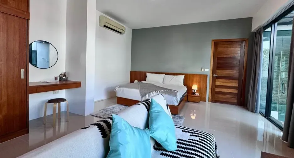Villa en alquiler de 3 habitaciones en Mueang Phuket, Phuket