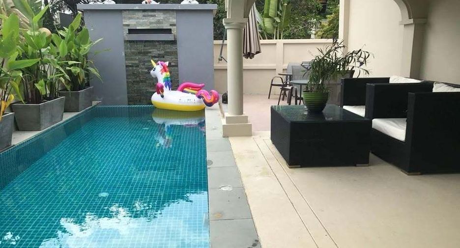 À louer 2 chambres villa à Mueang Phuket, Phuket