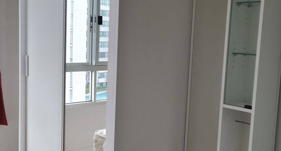 Condo en venta de 1 habitaciones en Bang Phlat, Bangkok