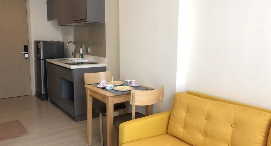 For sale 1 bed condo in Huai Khwang, Bangkok