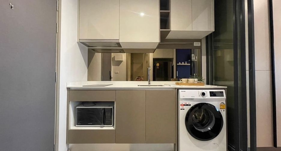 For rent studio condo in Huai Khwang, Bangkok