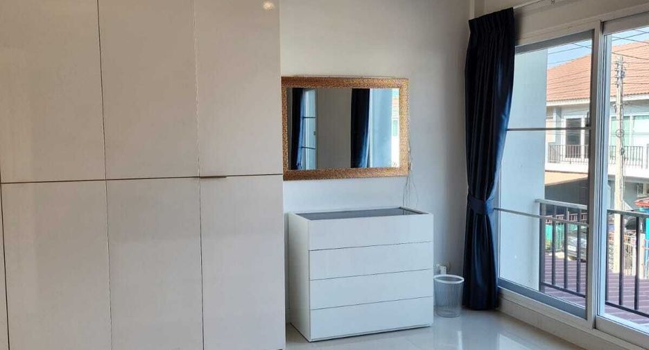 For rent 3 bedrooms house in Mueang Phuket, Phuket