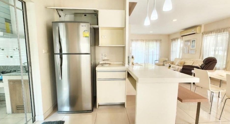 For rent 3 bedrooms house in Prawet, Bangkok