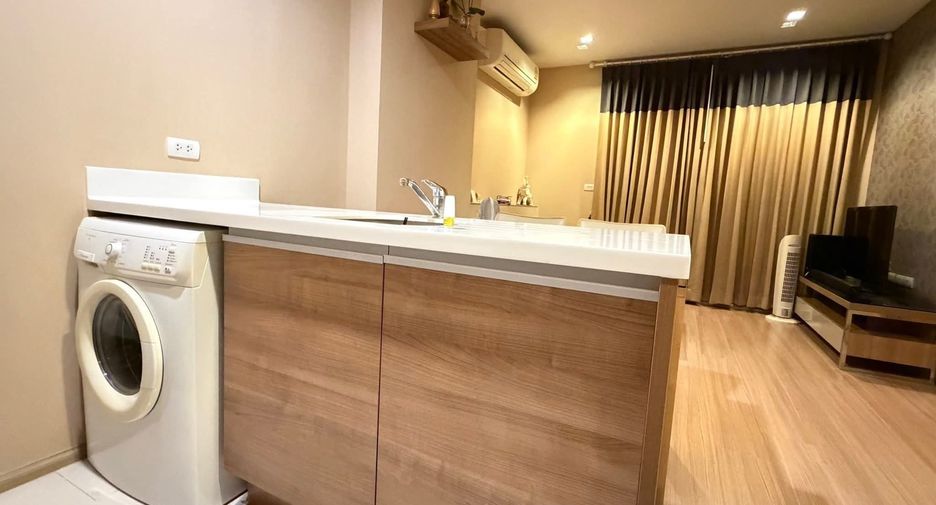 For rent 1 bed condo in Huai Khwang, Bangkok