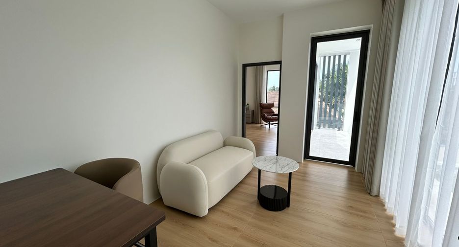 For sale and for rent 4 bedrooms villa in Mueang Phuket, Phuket