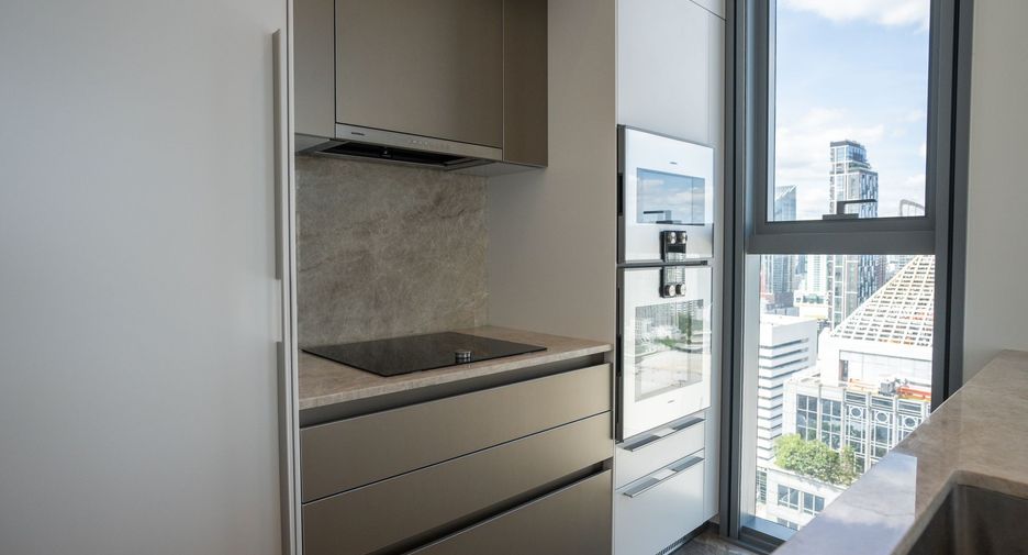 For sale 1 bed condo in Pathum Wan, Bangkok