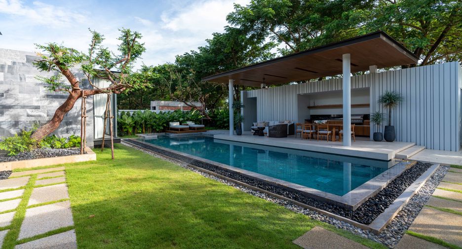 For sale 5 bedrooms villa in Thalang, Phuket