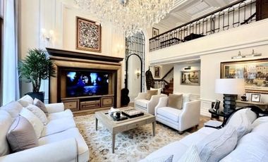 For sale 4 bedrooms house in Watthana, Bangkok
