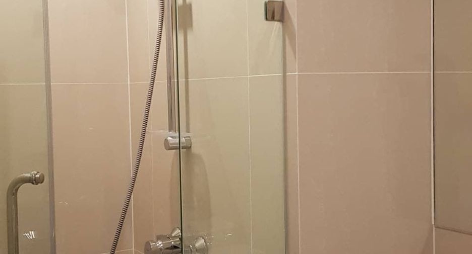 For rent 1 bed condo in Huai Khwang, Bangkok