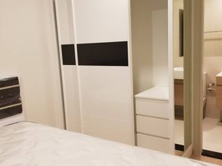 Wohnung zur Miete mit 1 Zimmer in Huai Khwang, Bangkok