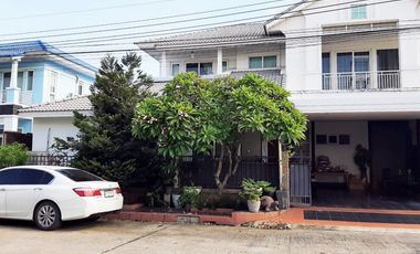 Haus zum Kauf mit 3 Zimmer in Lat Krabang, Bangkok