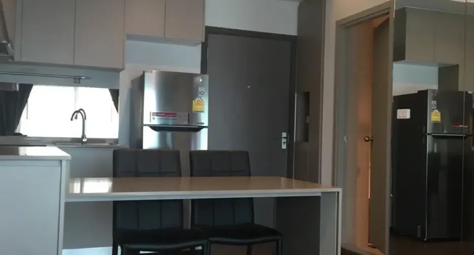 For rent 2 bedrooms condo in Phra Khanong, Bangkok