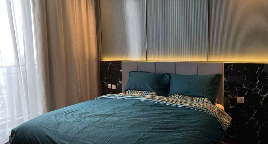For rent 3 bedrooms condo in Bang Na, Bangkok