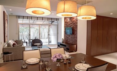 For rent 2 bedrooms apartment in Watthana, Bangkok