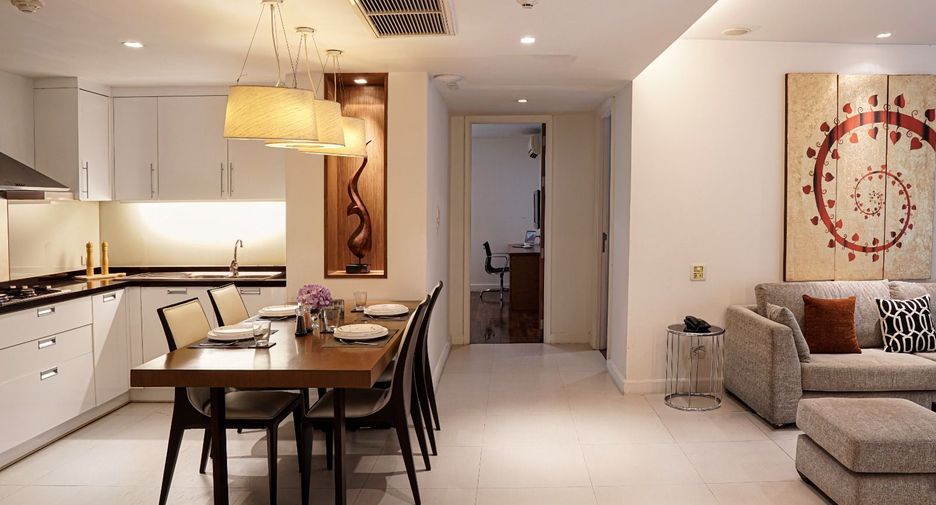 For rent 2 bedrooms apartment in Watthana, Bangkok