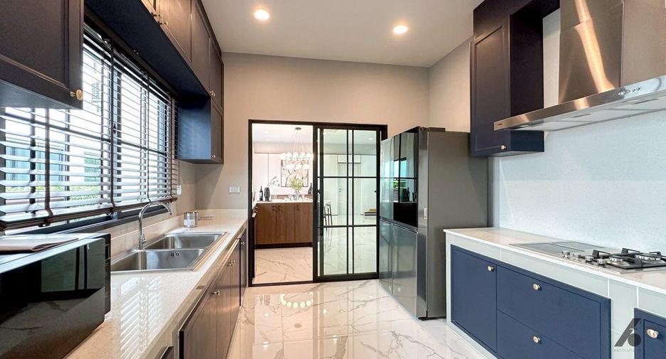 For rent 4 bedrooms house in Bang Phli, Samut Prakan