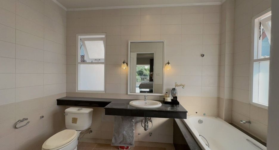 For rent 4 bedrooms house in Thalang, Phuket