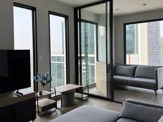 Wohnung zur Miete mit 1 Zimmer in Bang Rak, Bangkok
