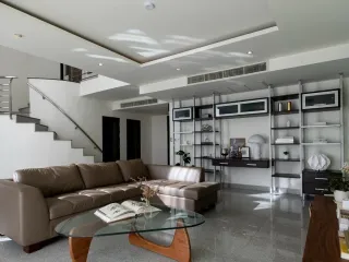 For rent 2 bedrooms apartment in Watthana, Bangkok