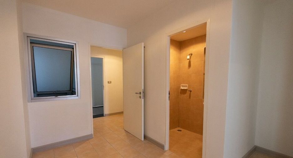 Apartment zur Miete mit 2 Zimmer in Watthana, Bangkok