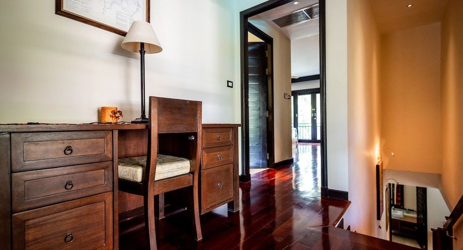 For rent 5 bedrooms villa in Thalang, Phuket