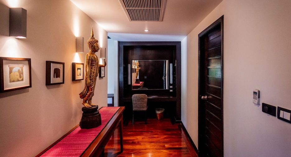 For rent 5 bedrooms villa in Thalang, Phuket