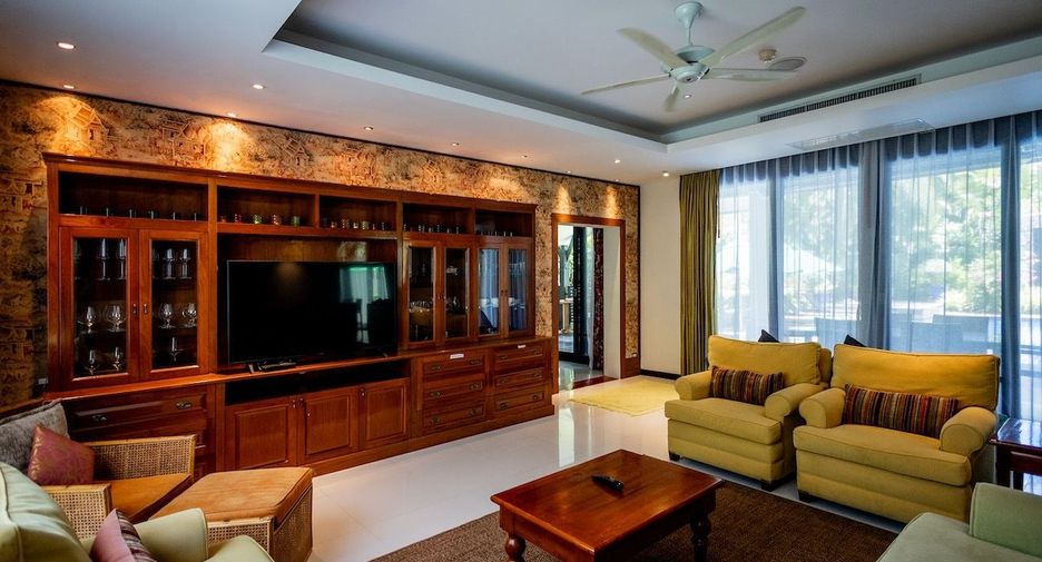 For rent 5 bedrooms villa in Thalang, Phuket