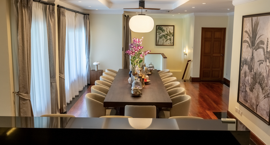 For sale 6 bedrooms villa in Thalang, Phuket