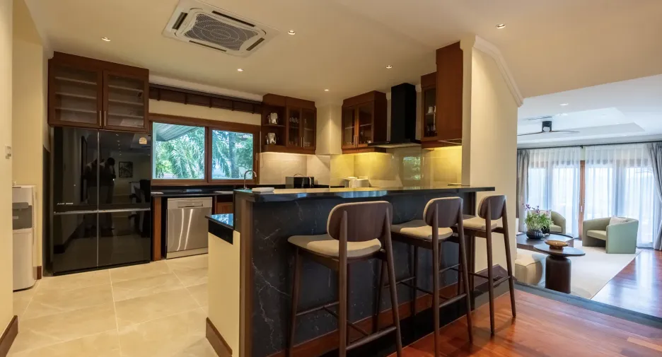 For sale 6 bedrooms villa in Thalang, Phuket
