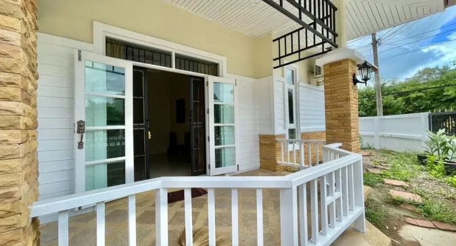 For rent 3 bedrooms villa in Mueang Phuket, Phuket