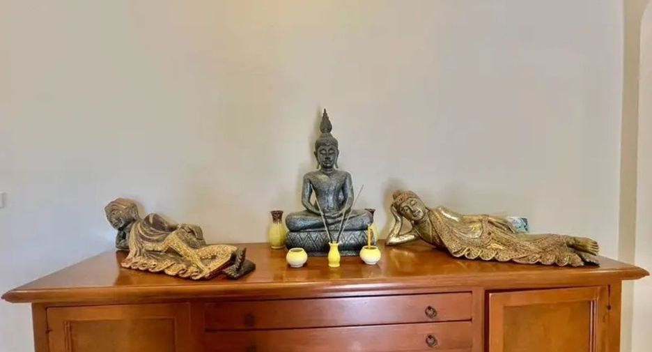 For rent 3 bedrooms villa in Mueang Phuket, Phuket