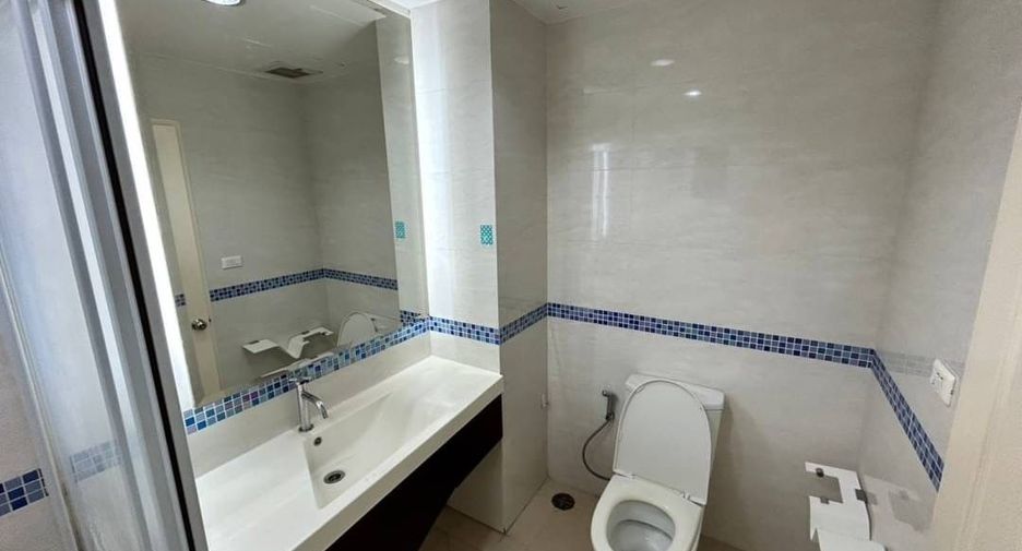 For sale 1 bed condo in Phaya Thai, Bangkok